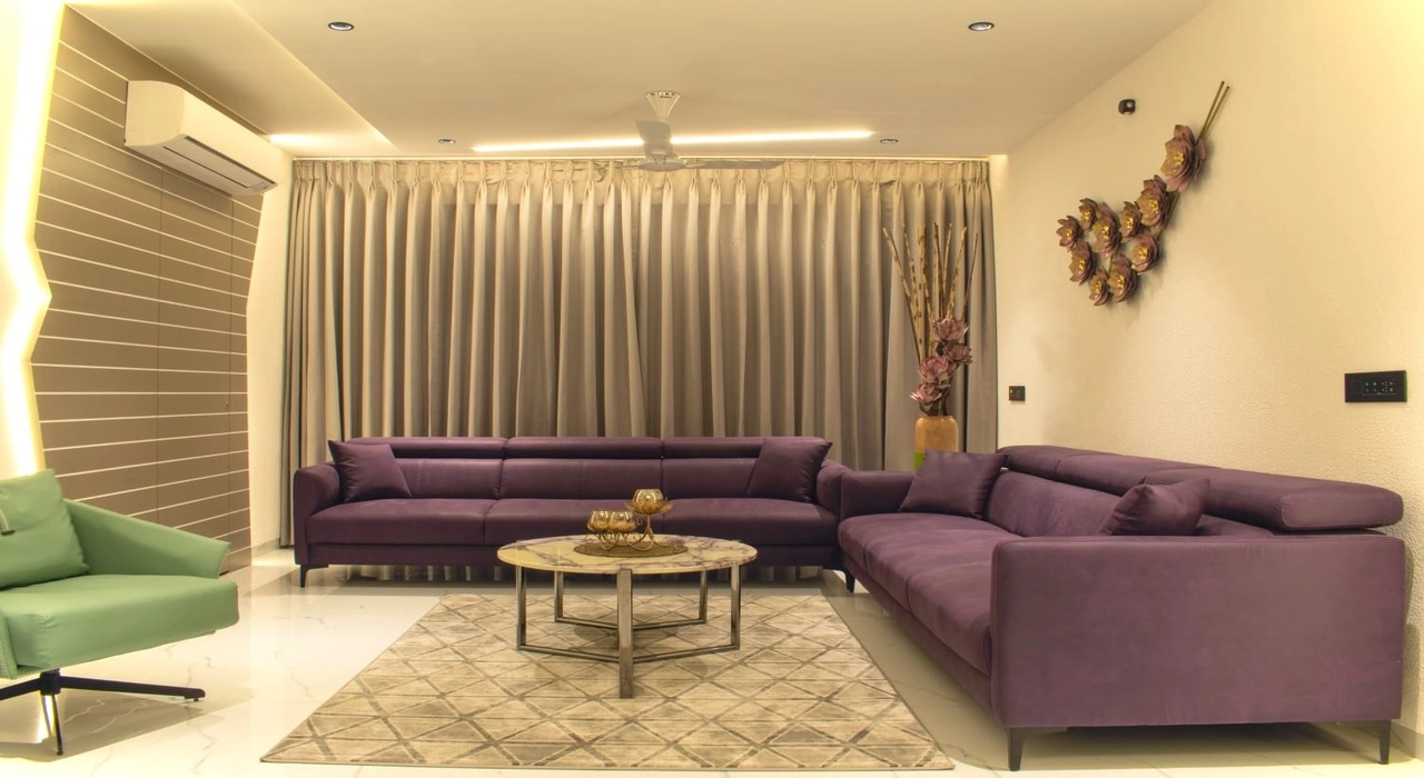 Commercial Showroom Interior Decor 25